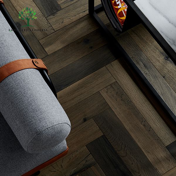 LWD-EB020 أرضيات خشب الباركيه من خشب البلوط المتعرج