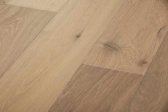 LWD-EB003 لوح أرضيات من خشب البلوط الأوروبي متعدد الطبقات