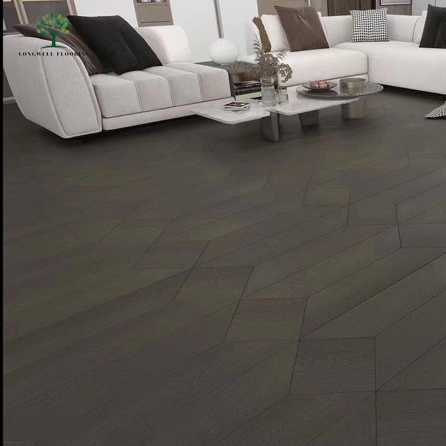 LWD-EB017 الأرضيات الخشبية الصلبة من خشب البلوط من شركة شيفرون